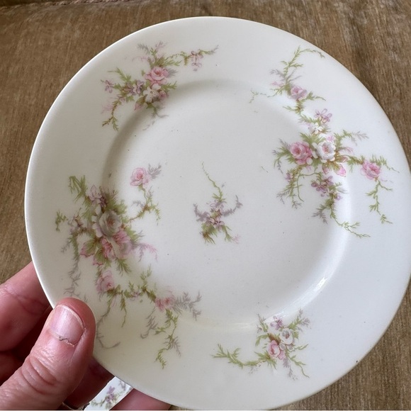 Thomas Haviland for Limoges Vintage Floral White Porcelain Dessert Plates (4) - Picture 2 of 5
